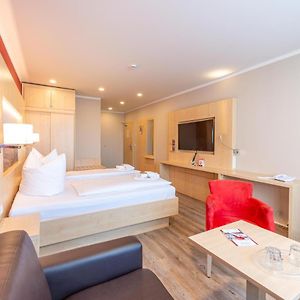 Comfort Zimmer mit Kingsize-Bett